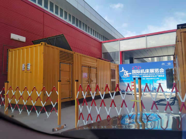 麻山出租发电机-柴油发电机和汽油发电机哪个更好一些?